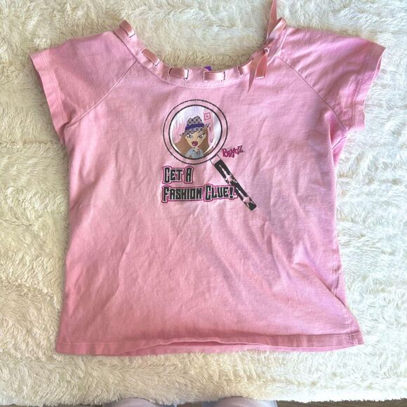 Vintage Bratz Baby Tee \ Y2K 2000s Pink Baby Tee with Graphic Bratz Cartoon - Picture 1 of 6